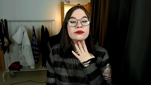 MyNameIsLilith online show from January 15, 2026, 4:22 pm