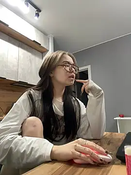 Snapshot of doll_lol_ chatting on February 3, 2025, 2:55 pm doll lol online show from February 3, 2025, 2:55 pm