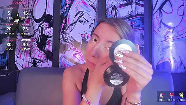 Miiaa doll online show from March 4, 2025, 12:12 pm