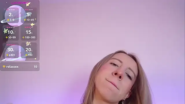 Miiaa doll online show from October 17, 2025, 1:35 pm