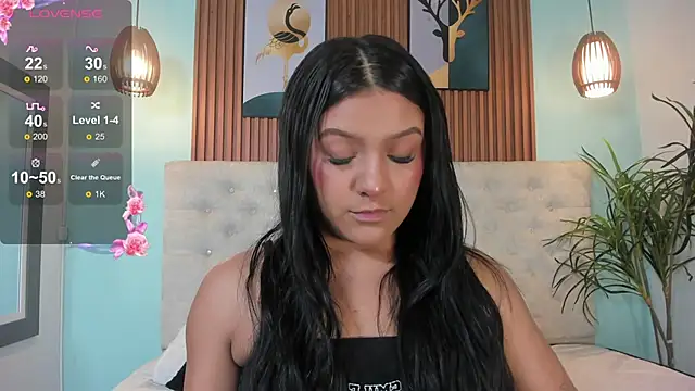 Snapshot of NicolleeEvanss chatting on February 5, 2025, 11:34 am NicolleeEvanss online show from February 5, 2025, 11:34 am