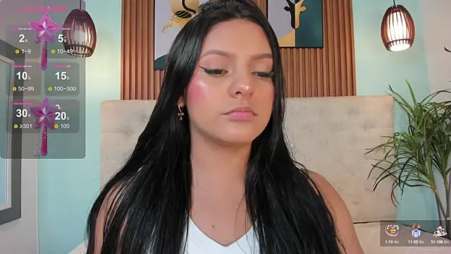 Snapshot of NicolleeEvanss chatting on February 17, 2025, 12:05 pm NicolleeEvanss online show from February 17, 2025, 12:05 pm