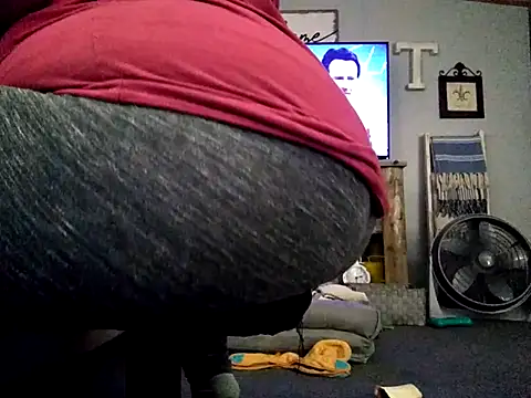 missthickness35 Pika online show from October 22, 2025, 7:30 am