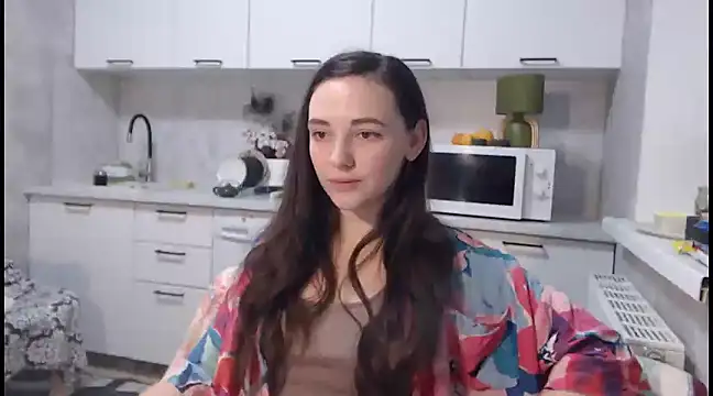 Snapshot of StacyMind chatting on December 18, 2024, 10:46 pm StacyMind online show from December 18, 2024, 10:46 pm