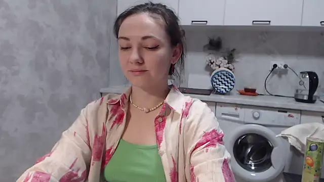 Snapshot of StacyMind chatting on January 28, 2025, 10:12 pm StacyMind online show from January 28, 2025, 10:12 pm