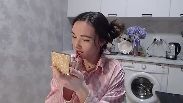 Snapshot of StacyMind chatting on February 3, 2025, 8:03 pm StacyMind online show from February 3, 2025, 8:03 pm