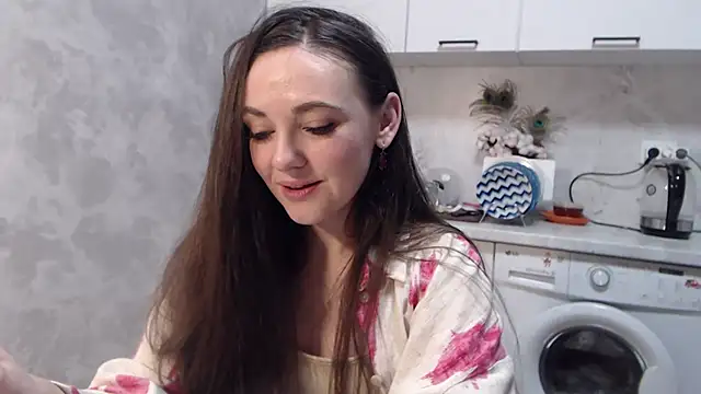 Snapshot of StacyMind chatting on February 8, 2025, 8:21 pm StacyMind online show from February 8, 2025, 8:21 pm