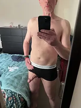 les-machinesxh online show from March 9, 2026, 3:16 pm