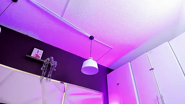 Snapshot of April_bowie chatting on February 28, 2026, 12:06 pm April bowie online show from February 28, 2026, 12:06 pm