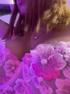 Snapshot of AbbyFtLuna chatting on February 8, 2026, 12:58 am AbbyFtLuna online show from February 8, 2026, 12:58 am