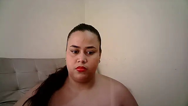 Snapshot of abril_sexy04 chatting on June 4, 2026, 1:50 pm abril sexy04 online show from June 4, 2026, 1:50 pm