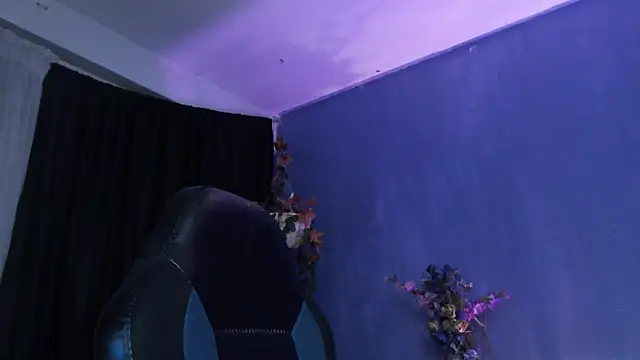 Hellen dumont online show from March 18, 2025, 2:15 am