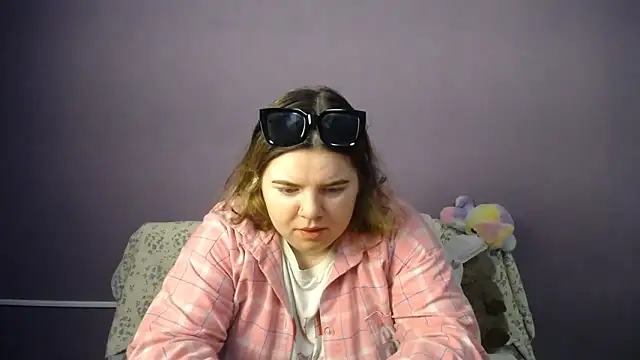 so shy online show from June 1, 2026, 6:15 am