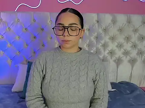 Ely Maldox online show from November 18, 2025, 12:42 pm