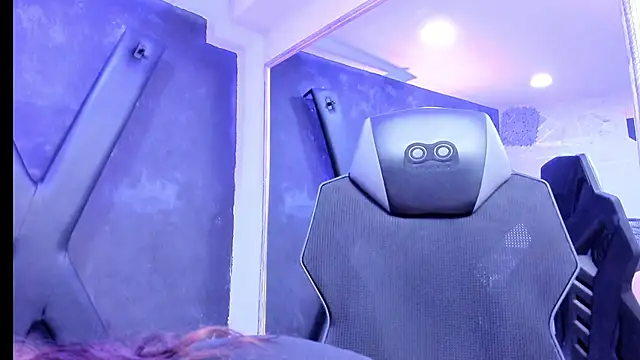 DarlingBDSM  online show from February 20, 2026, 3:01 pm