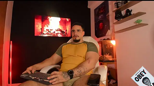 kingbear777 online show from September 10, 2025, 2:00 am