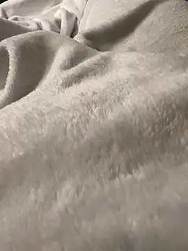 henes188 online show from January 5, 2025, 8:43 am