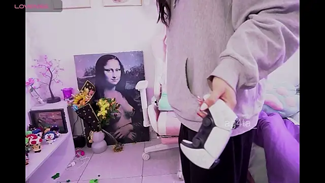 Ag4ta  online show from April 12, 2026, 9:31 pm