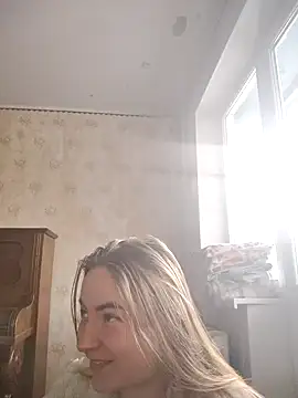 ElenaMaeer online show from February 5, 2026, 2:00 pm