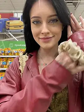 Snapshot of Melissa_crazy chatting on January 3, 2025, 3:12 pm Melissa crazy online show from January 3, 2025, 3:12 pm