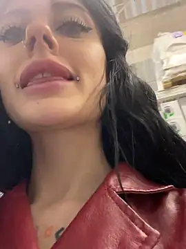 Snapshot of Melissa_crazy chatting on February 1, 2025, 6:08 pm Melissa crazy online show from February 1, 2025, 6:08 pm