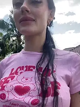 Snapshot of Melissa_crazy chatting on February 26, 2025, 8:15 am Melissa crazy online show from February 26, 2025, 8:15 am