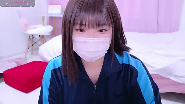 Snapshot of _mirai0917 chatting on December 7, 2024, 3:47 am mirai0917 online show from December 7, 2024, 3:47 am