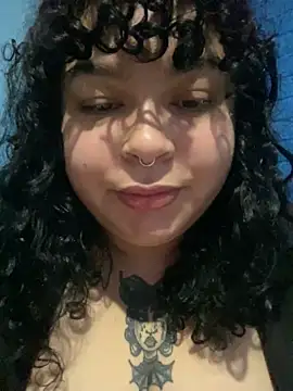 Kimberliprivv online show from April 16, 2026, 5:58 pm