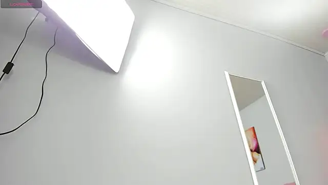 ScarletGV online show from February 17, 2025, 4:20 am