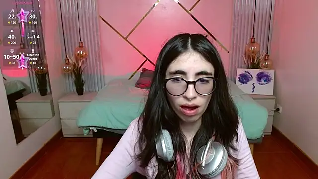 Snapshot of LenaRoses chatting on February 23, 2026, 8:50 pm LenaRoses online show from February 23, 2026, 8:50 pm