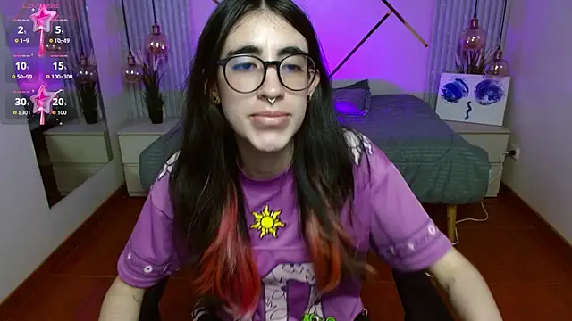 Snapshot of LenaRoses chatting on February 28, 2026, 8:21 pm LenaRoses online show from February 28, 2026, 8:21 pm