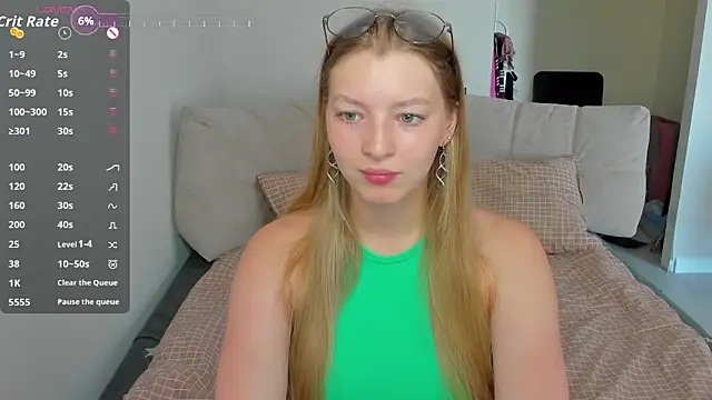 Snapshot of Drive-Crazy- chatting on June 15, 2026, 6:04 am Drive-Crazy- online show from June 15, 2026, 6:04 am