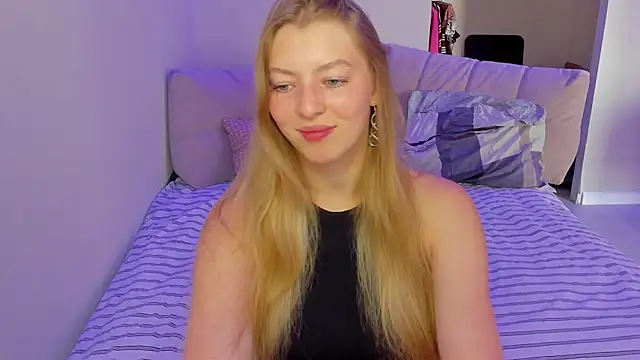 Snapshot of Drive-Crazy- chatting on July 14, 2026, 7:02 am Drive-Crazy- online show from July 14, 2026, 7:02 am
