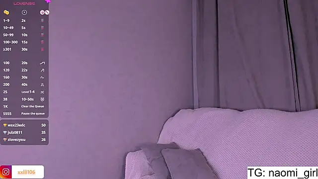 Snapshot of Naomi_Girly chatting on December 17, 2024, 9:05 pm Naomi Girly online show from December 17, 2024, 9:05 pm