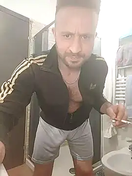 gilera250s online show from December 15, 2024, 7:42 pm