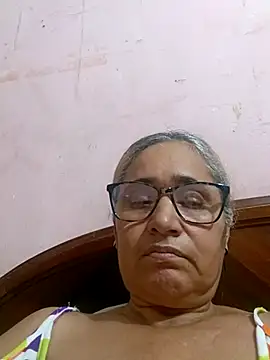 Snapshot of _candi chatting on November 7, 2025, 3:28 am candi online show from November 7, 2025, 3:28 am