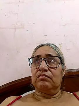 Snapshot of _candi chatting on November 13, 2025, 6:51 pm candi online show from November 13, 2025, 6:51 pm