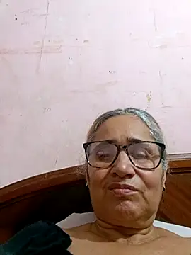 Snapshot of _candi chatting on November 15, 2025, 12:41 am candi online show from November 15, 2025, 12:41 am