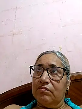 Snapshot of _candi chatting on November 17, 2025, 2:39 am candi online show from November 17, 2025, 2:39 am