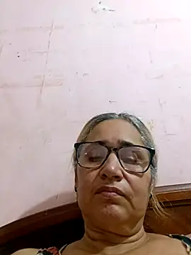 Snapshot of _candi chatting on November 21, 2025, 2:54 am candi online show from November 21, 2025, 2:54 am