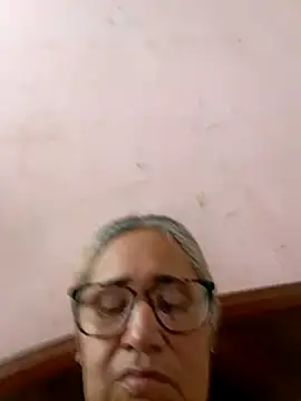 Snapshot of _candi chatting on November 22, 2025, 5:23 pm candi online show from November 22, 2025, 5:23 pm