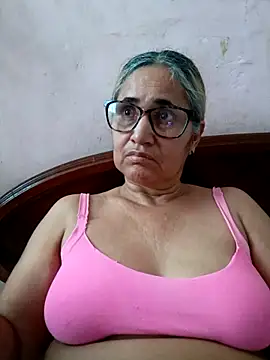 Snapshot of _candi chatting on November 23, 2025, 1:00 pm candi online show from November 23, 2025, 1:00 pm