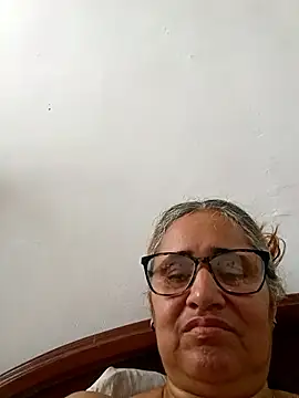 Snapshot of _candi chatting on January 8, 2026, 3:25 pm candi online show from January 8, 2026, 3:25 pm