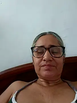 Snapshot of _candi chatting on January 10, 2026, 1:02 pm candi online show from January 10, 2026, 1:02 pm