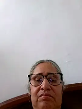 Snapshot of _candi chatting on February 14, 2026, 6:37 pm candi online show from February 14, 2026, 6:37 pm