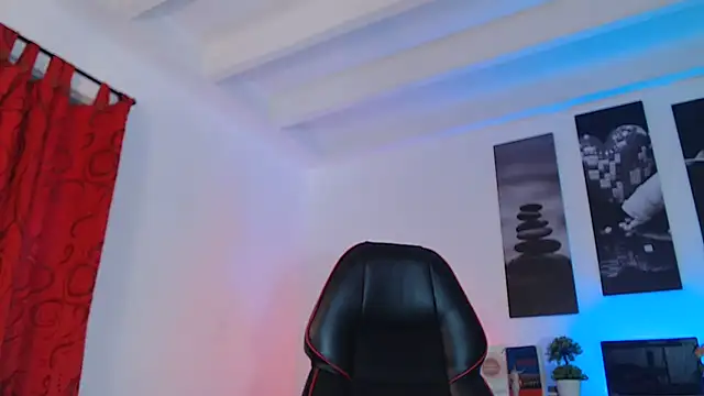 Jerry hot1 online show from December 24, 2024, 2:54 pm