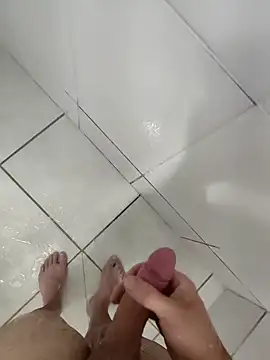 Snapshot of Amauri95 chatting on November 5, 2025, 9:15 pm Amauri95 online show from November 5, 2025, 9:15 pm