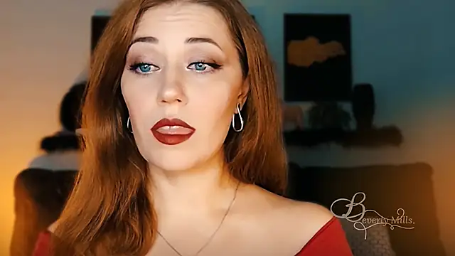 MissBeverlyMills online show from October 2, 2025, 2:07 am