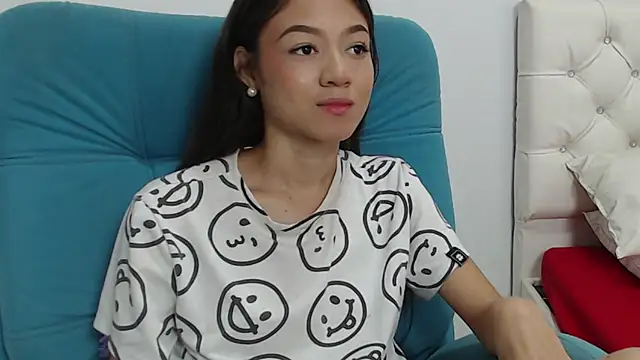 hantonella  online show from December 27, 2024, 3:04 pm