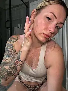 MaggieMayI89 online show from July 28, 2026, 12:01 pm